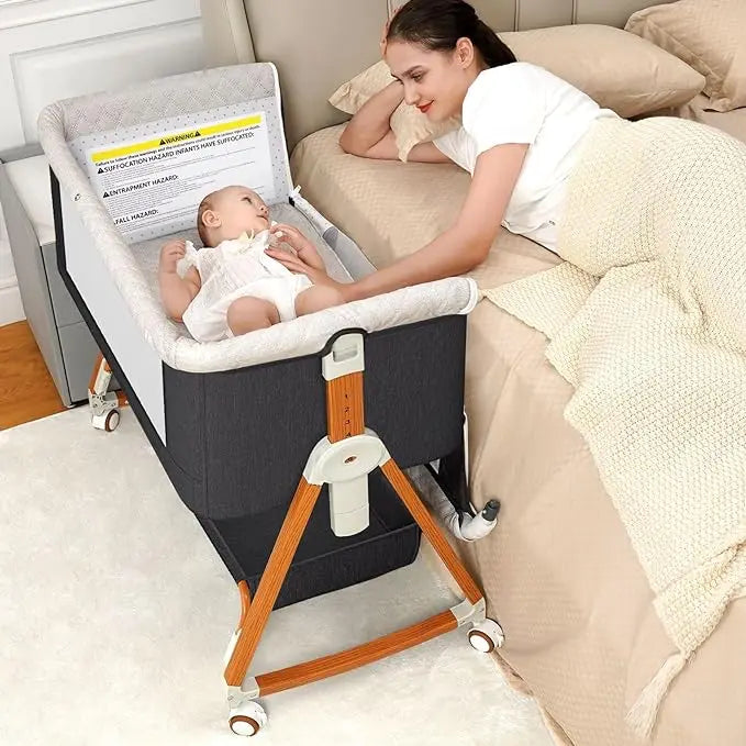Foldable 3in1 Baby Bassinet Bedside Sleeper with Wheels