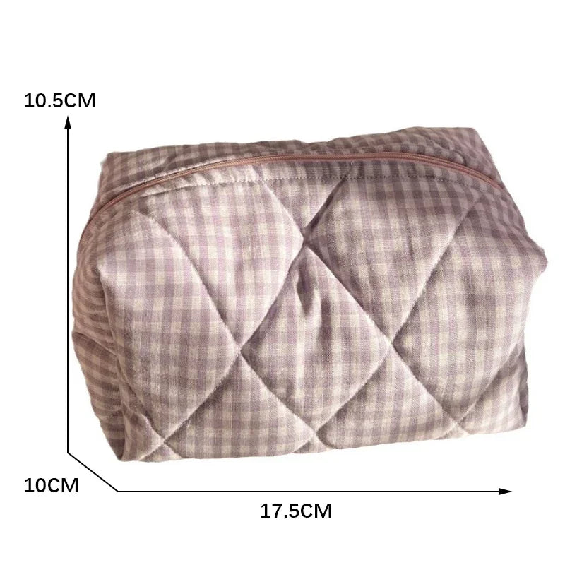 Yiyueqianlicn Cotton Quilted Checkered Cosmetic Bag