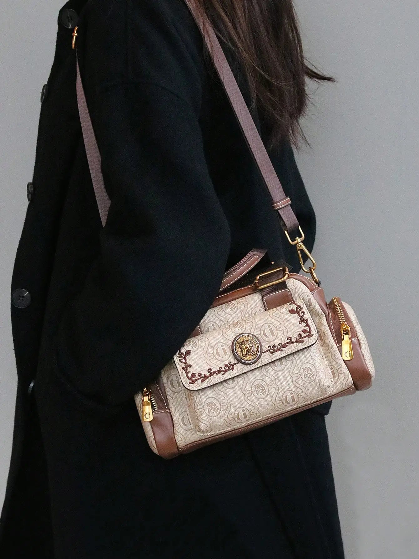 NONECN Fashion Multi Pocket Shoulder Bag Leather Box Style