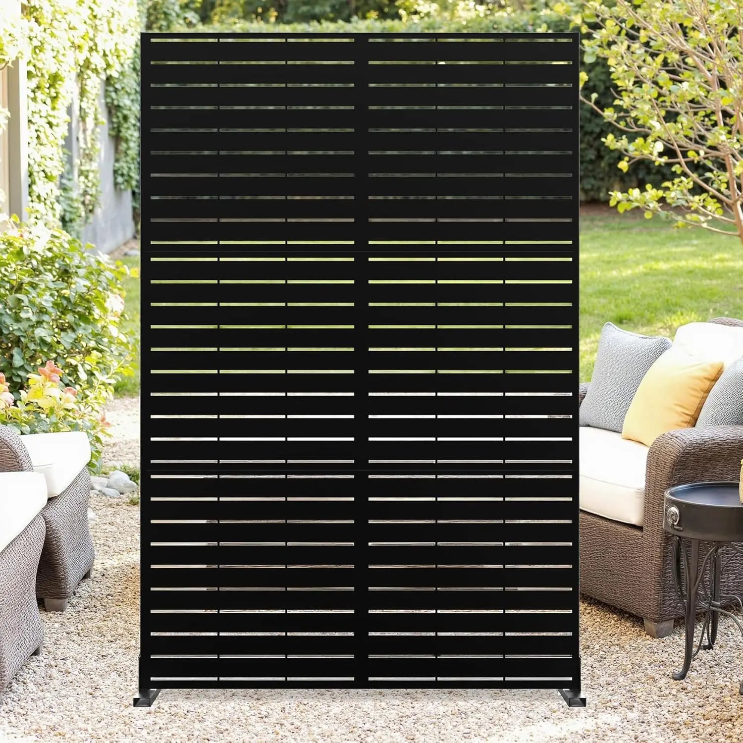 Decorative garden privacy screen with stand; black metal outdoor divider for backyard patio (120x183cm)