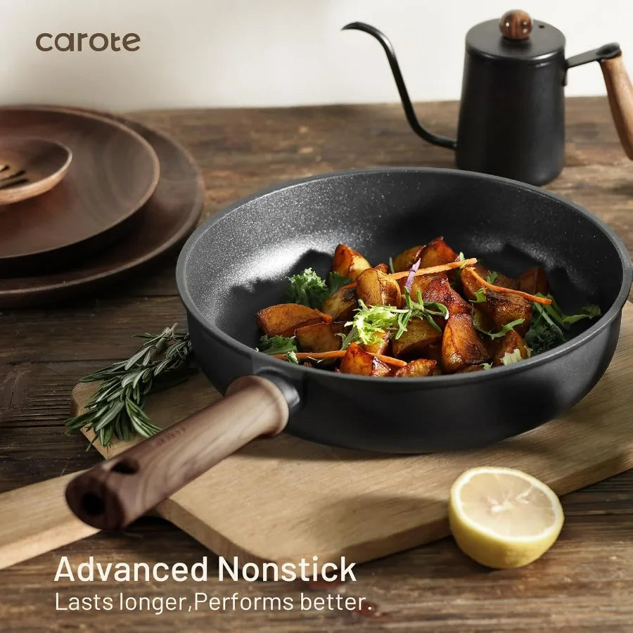 Nonstick frying pan with wooden handle; black finish, carote logo visible