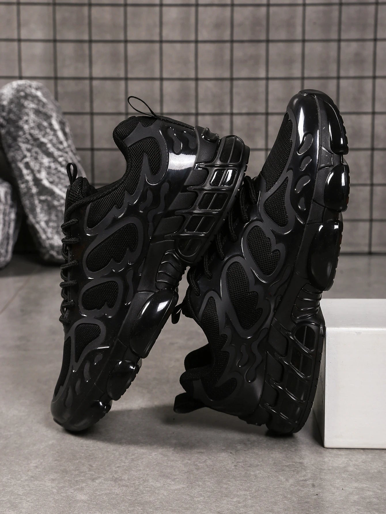 Outdoor Shoes For Men With Shock Absorption And Rubber Sole