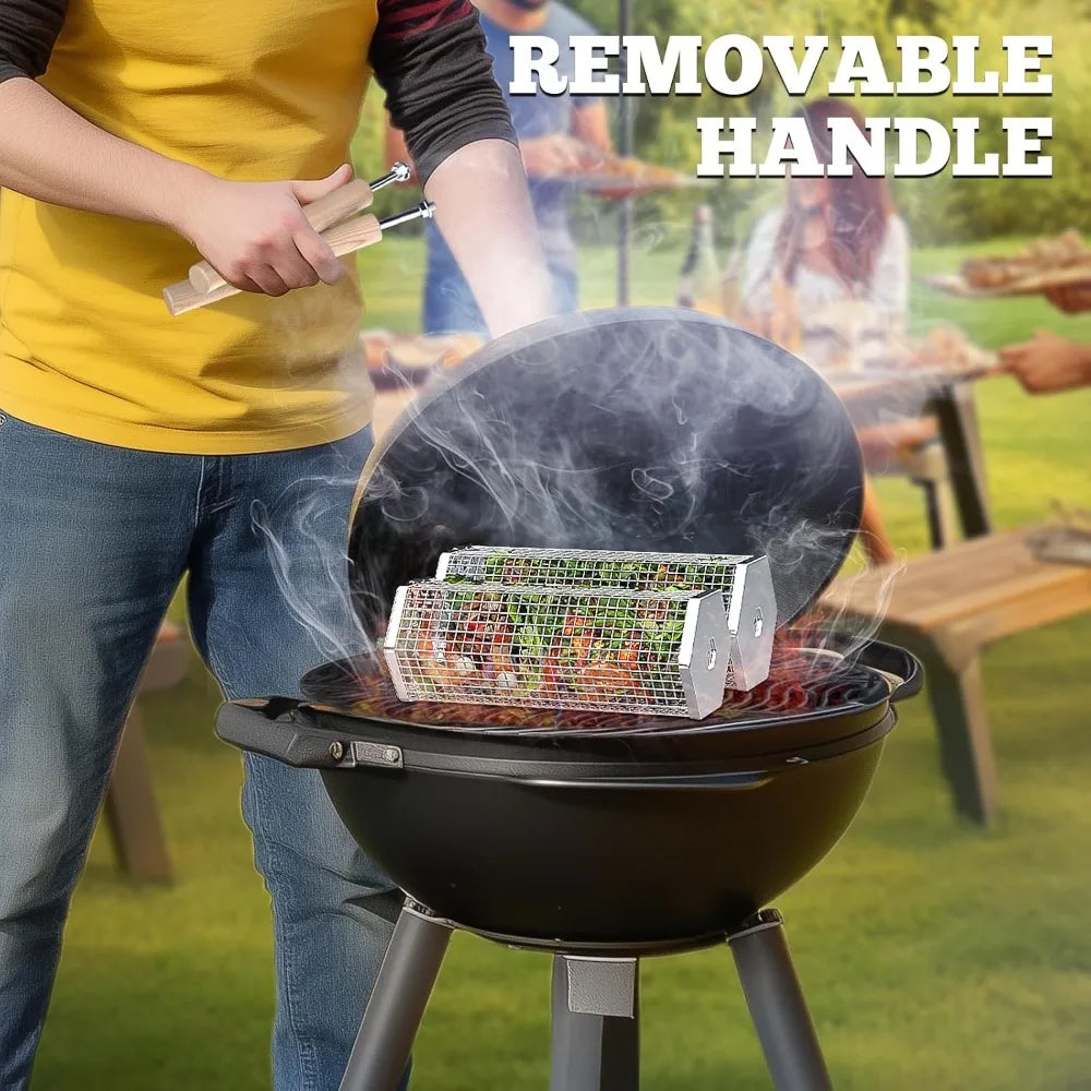 Rolling grill basket with removable wooden handle in 304 stainless steel for vegetables on outdoor BBQ